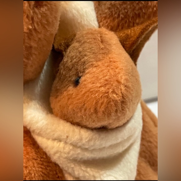 Ty Beanie Babies Pouch The Kangaroo w/ baby kanga PVC Pellets RARE Retired - Picture 9 of 10